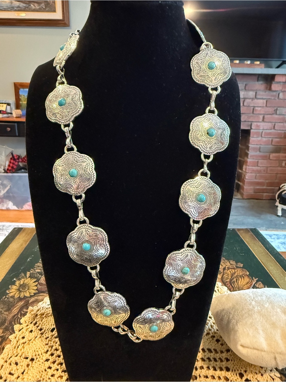 Western Concho Metal &Faux Turquoise Bead Excellence Condition